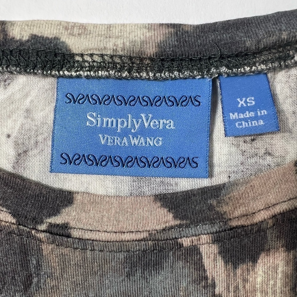 Vera Wang Simply Vera Flutter Sleeve Muted Blue Cream Top Womens size XS - Picture 6 of 8